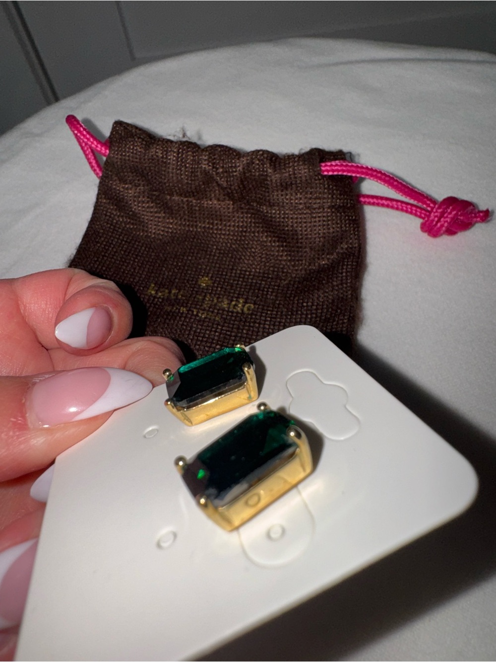 Kate Spade Victoria Studs - Picture 5 of 8